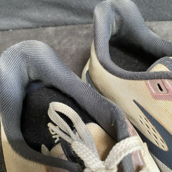 Brooks Launch GTS 8.5 Women's (Medium) Running Shoes Primrose Ombre Comfort - Picture 8 of 12